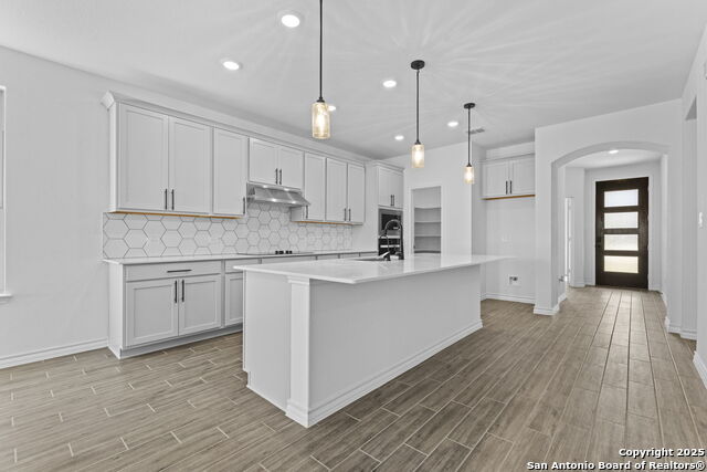 Image 7 of 26 For 4007 Paddock Trl