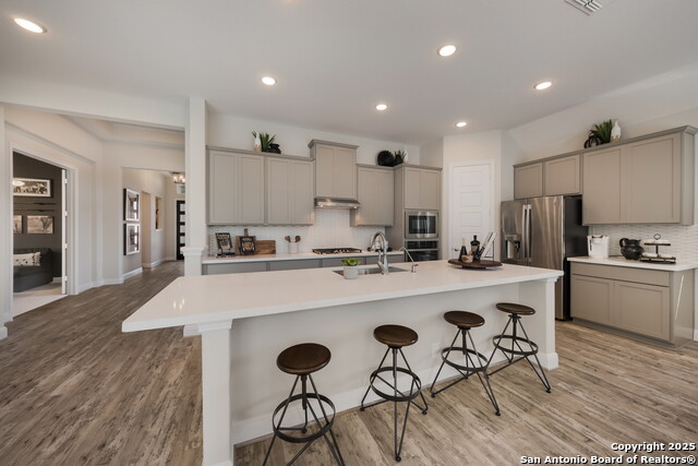 Image 12 of 21 For 811 Niebla Creek