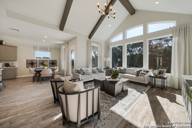 Image 14 of 21 For 811 Niebla Creek