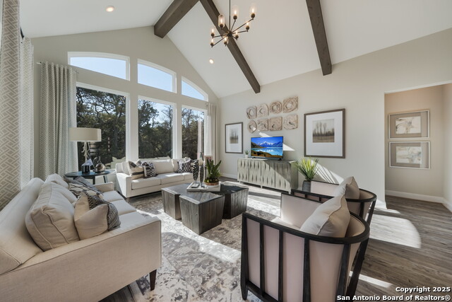 Image 15 of 21 For 811 Niebla Creek