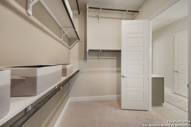 Image 19 of 21 For 811 Niebla Creek