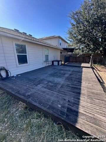 Image 17 of 49 For 11219 Dublin Trace