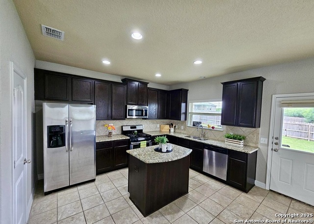 Image 2 of 14 For 729 Community