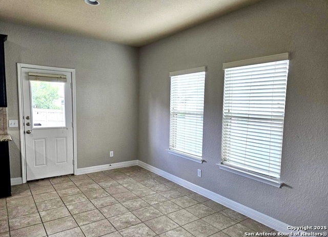 Image 7 of 14 For 729 Community