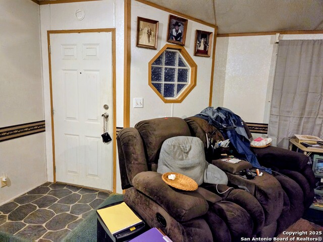 Listing photo id 5 for 116 Pecan  