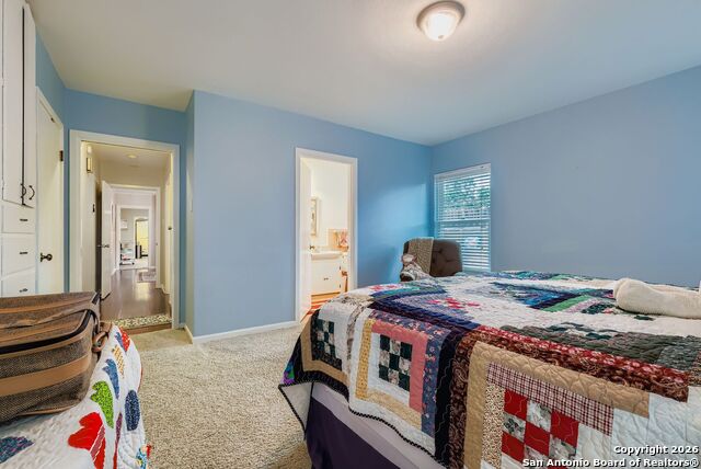 Image 18 of 27 For 615 Cave  