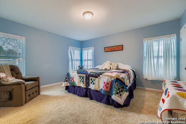 Image 19 of 27 For 615 Cave  