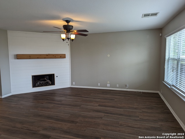 Image 2 of 22 For 3842 Sausalito Fern