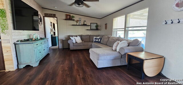 Image 11 of 17 For 275 Trail W