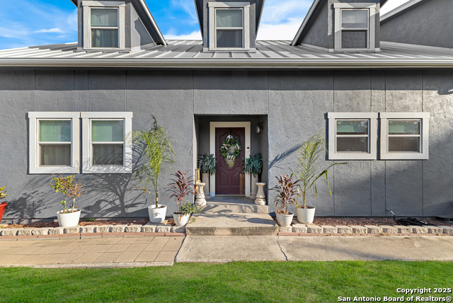 Image 4 of 32 For 9658 Foster S