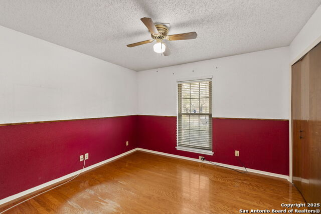 Image 18 of 28 For 4907 Babson