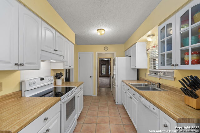 Image 8 of 28 For 4907 Babson