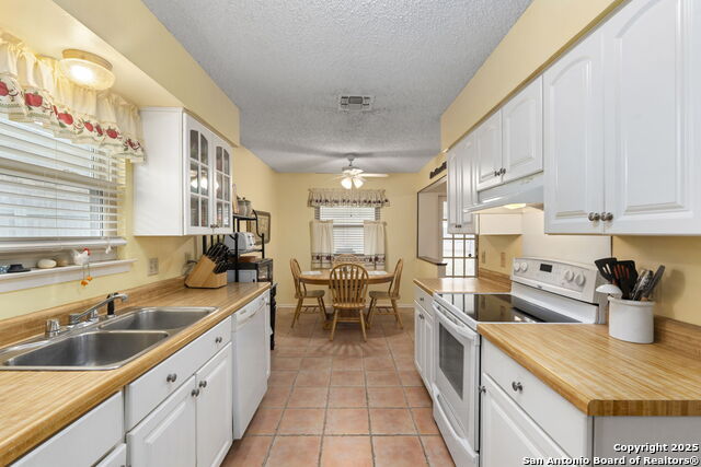 Image 9 of 28 For 4907 Babson