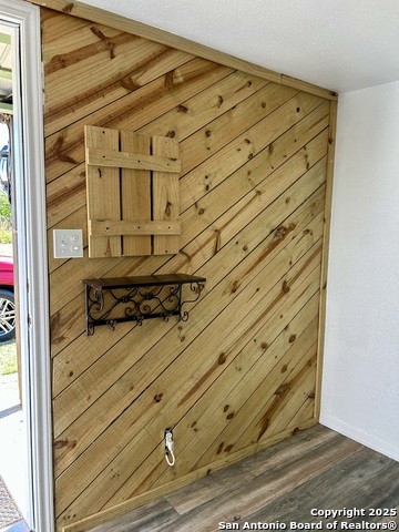 Image 4 of 8 For 1128 Fm 3175