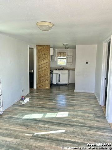 Image 5 of 8 For 1128 Fm 3175