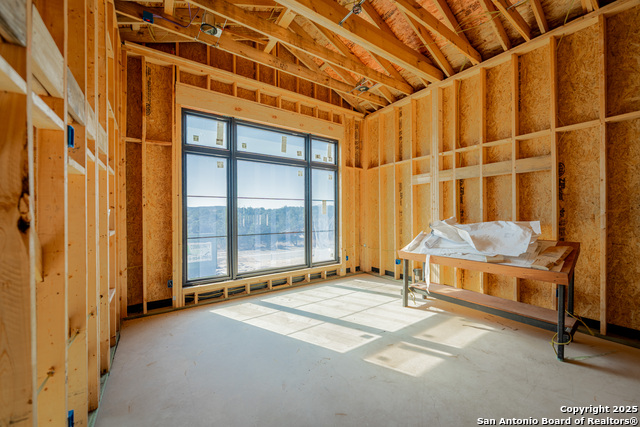 Image 20 of 27 For 11229 Ensor  