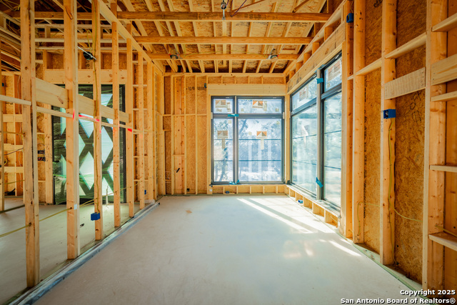 Image 9 of 27 For 11229 Ensor  