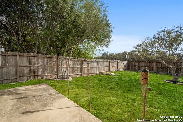 Listing photo id 23 for 1102 Cougar Country