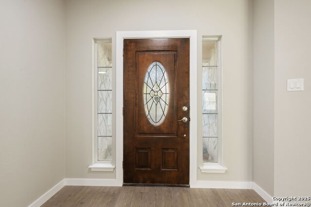 Listing photo id 2 for 1102 Cougar Country