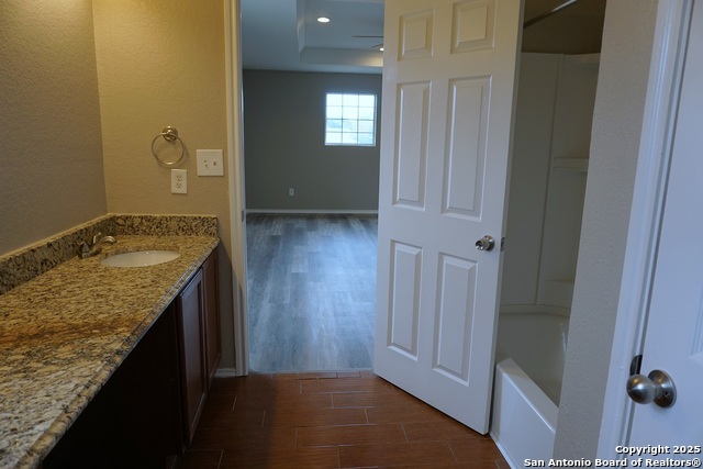 Image 30 of 44 For 27327 Lasso  