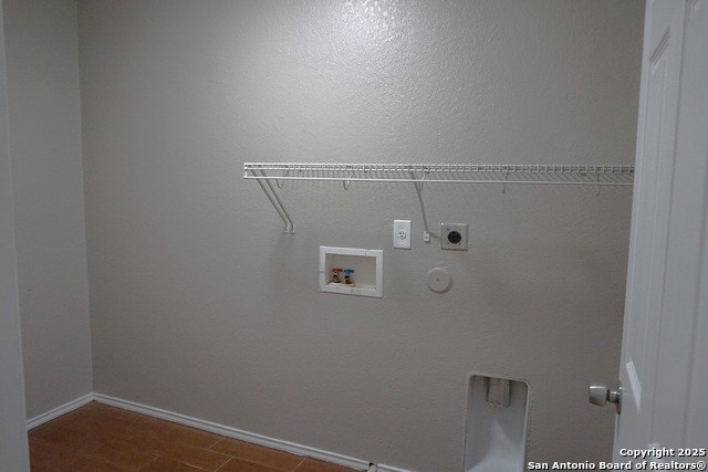 Image 40 of 44 For 27327 Lasso  