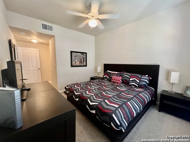 Image 17 of 27 For 6160 Eckhert Apt 1721