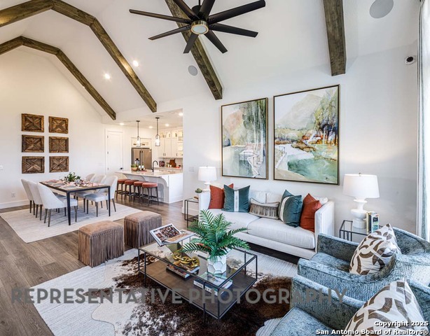 Listing photo id 8 for 383 White Oak