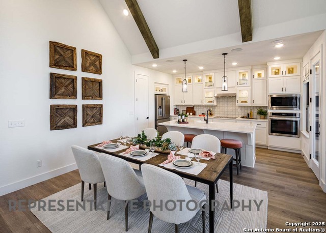 Listing photo id 26 for 383 White Oak