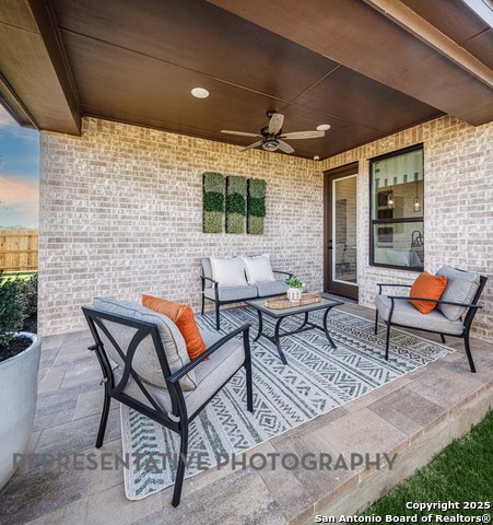 Listing photo id 36 for 383 White Oak