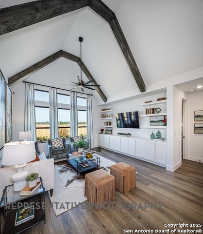 Listing photo id 7 for 383 White Oak