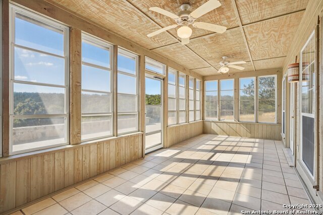 Listing photo id 10 for 174 Cedar Rock Trail