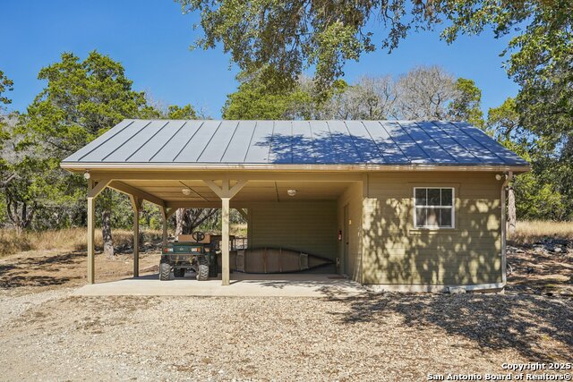 Listing photo id 21 for 174 Cedar Rock Trail