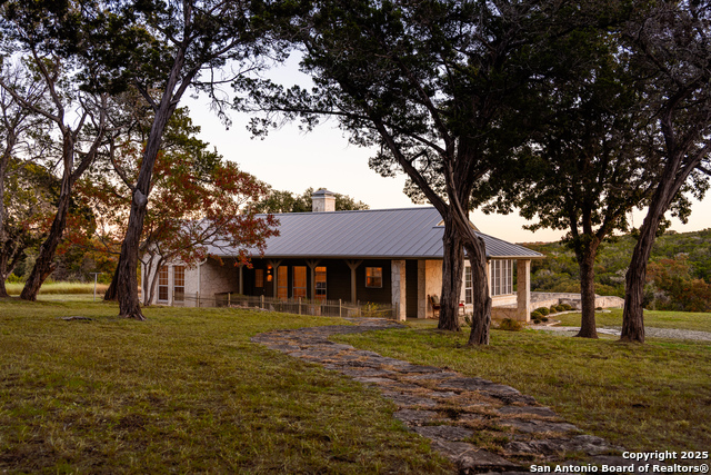 Listing photo id 1 for 174 Cedar Rock Trail