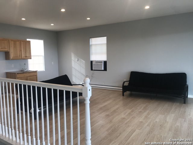 Image 12 of 14 For 729 Clay Ridge