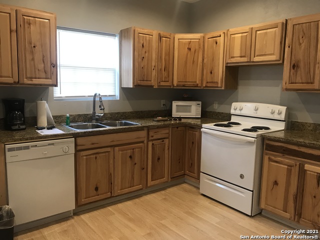 Image 5 of 14 For 729 Clay Ridge