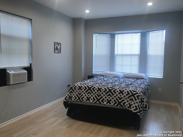 Image 6 of 14 For 729 Clay Ridge