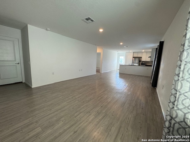 Listing photo id 1 for 9127 Coronal Rings