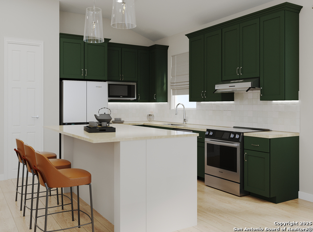 Image 2 of 6 For 282 Laurel Hike