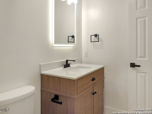 Image 30 of 35 For 7219 Webbwood