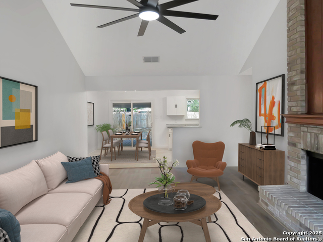 Image 4 of 35 For 7219 Webbwood