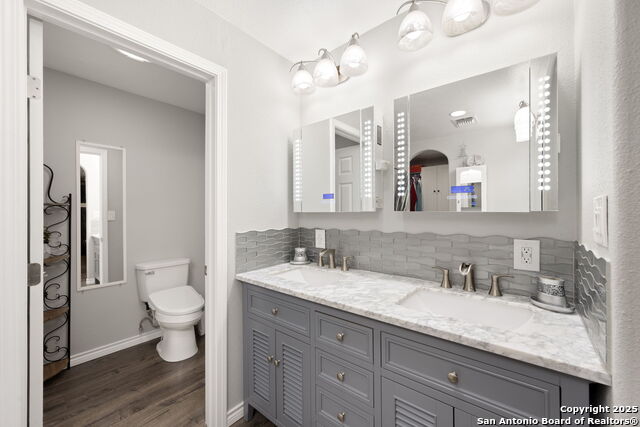 Image 22 of 44 For 1575 Live Oak Drive