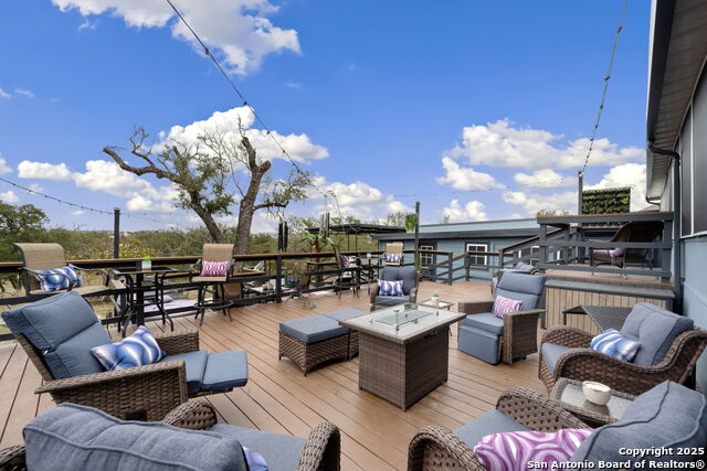 Image 31 of 44 For 1575 Live Oak Drive