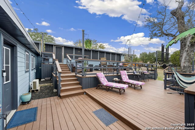 Image 33 of 44 For 1575 Live Oak Drive