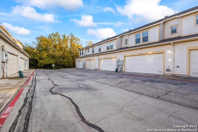 Image 25 of 26 For 13424 Bristow Dawn