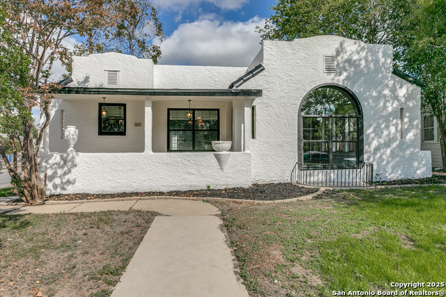 Details for 2055 Magnolia Ave W, San Antonio, TX 78201