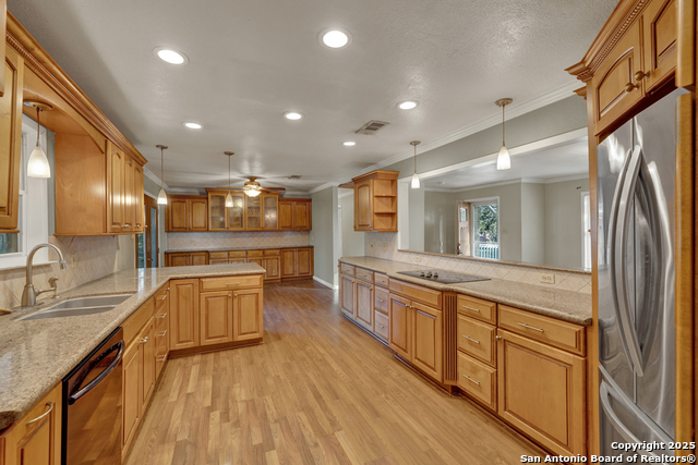 Image 15 of 48 For 311 Weiss