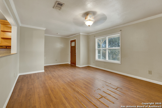 Image 18 of 48 For 311 Weiss