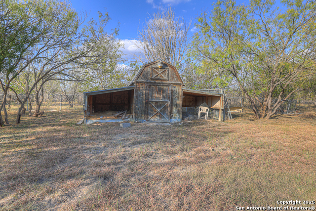 Image 29 of 48 For 311 Weiss