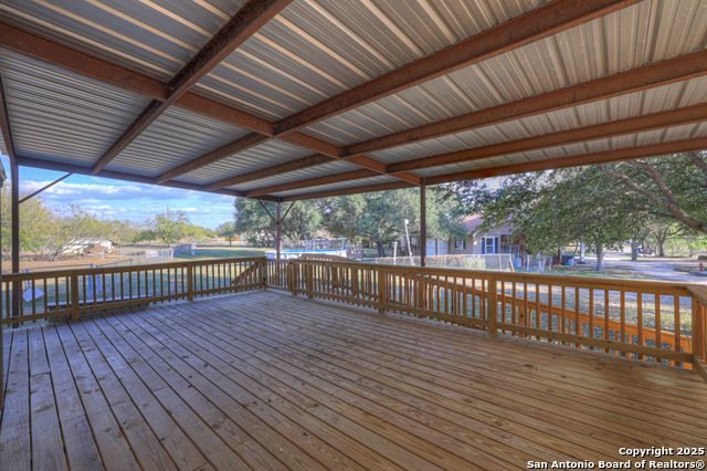 Image 34 of 48 For 311 Weiss