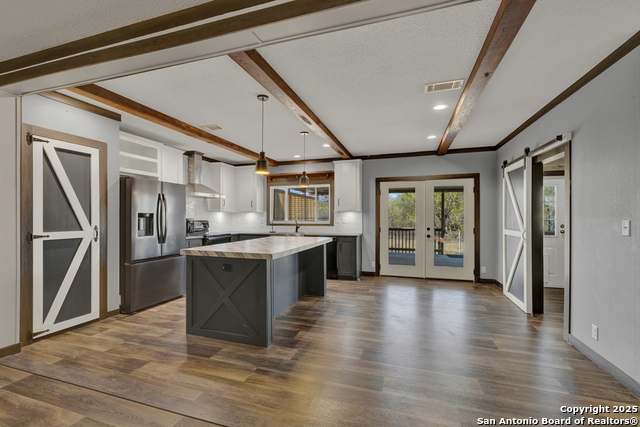 Image 36 of 48 For 311 Weiss